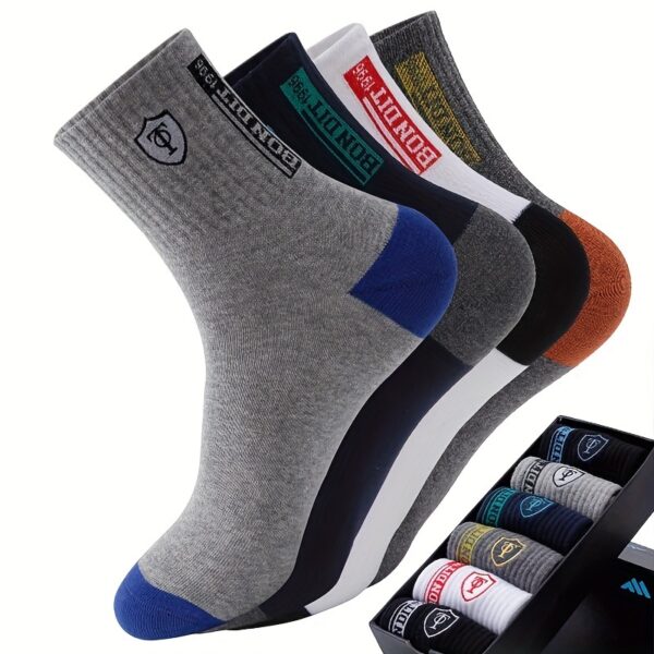 15 Pairs Men's Sports Socks - Image 6